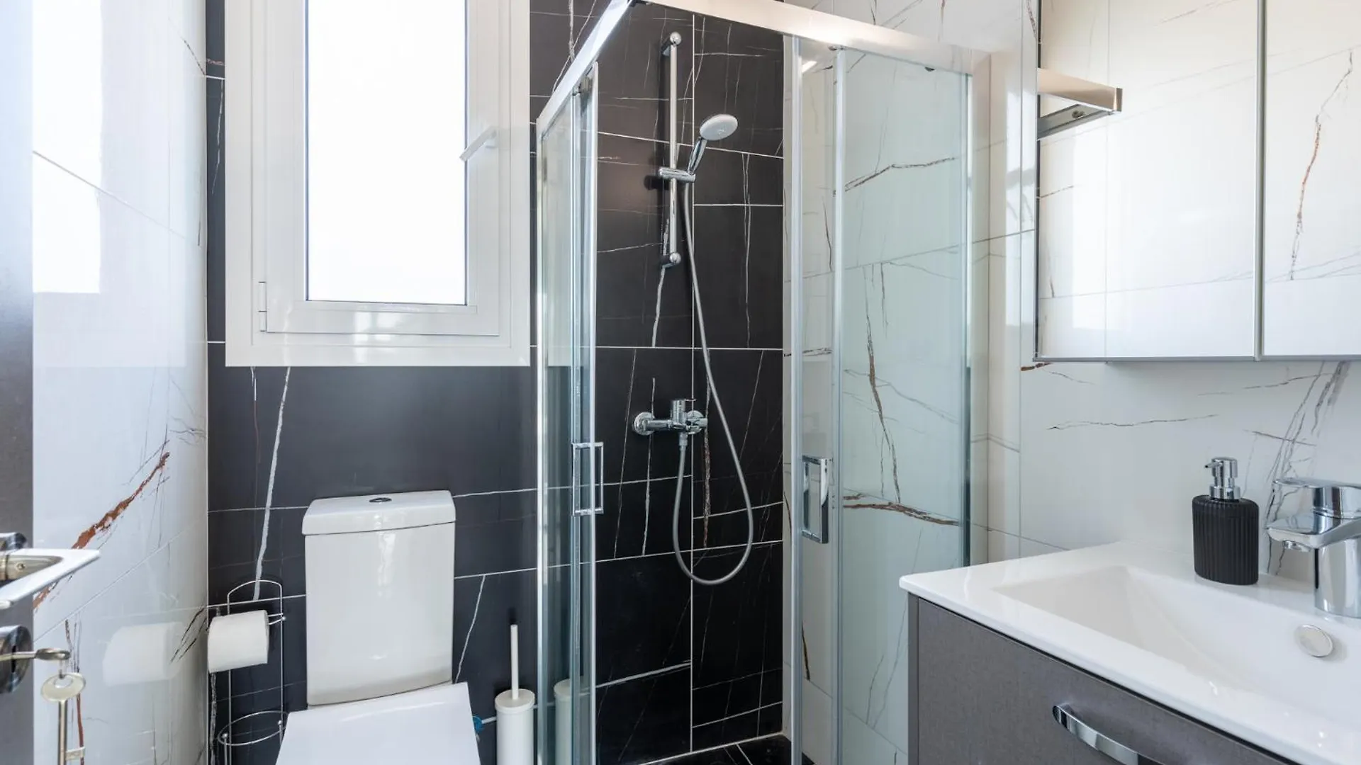 Artemis 1-Bedroom Apartment In Larnaca 0*,  Cyprus