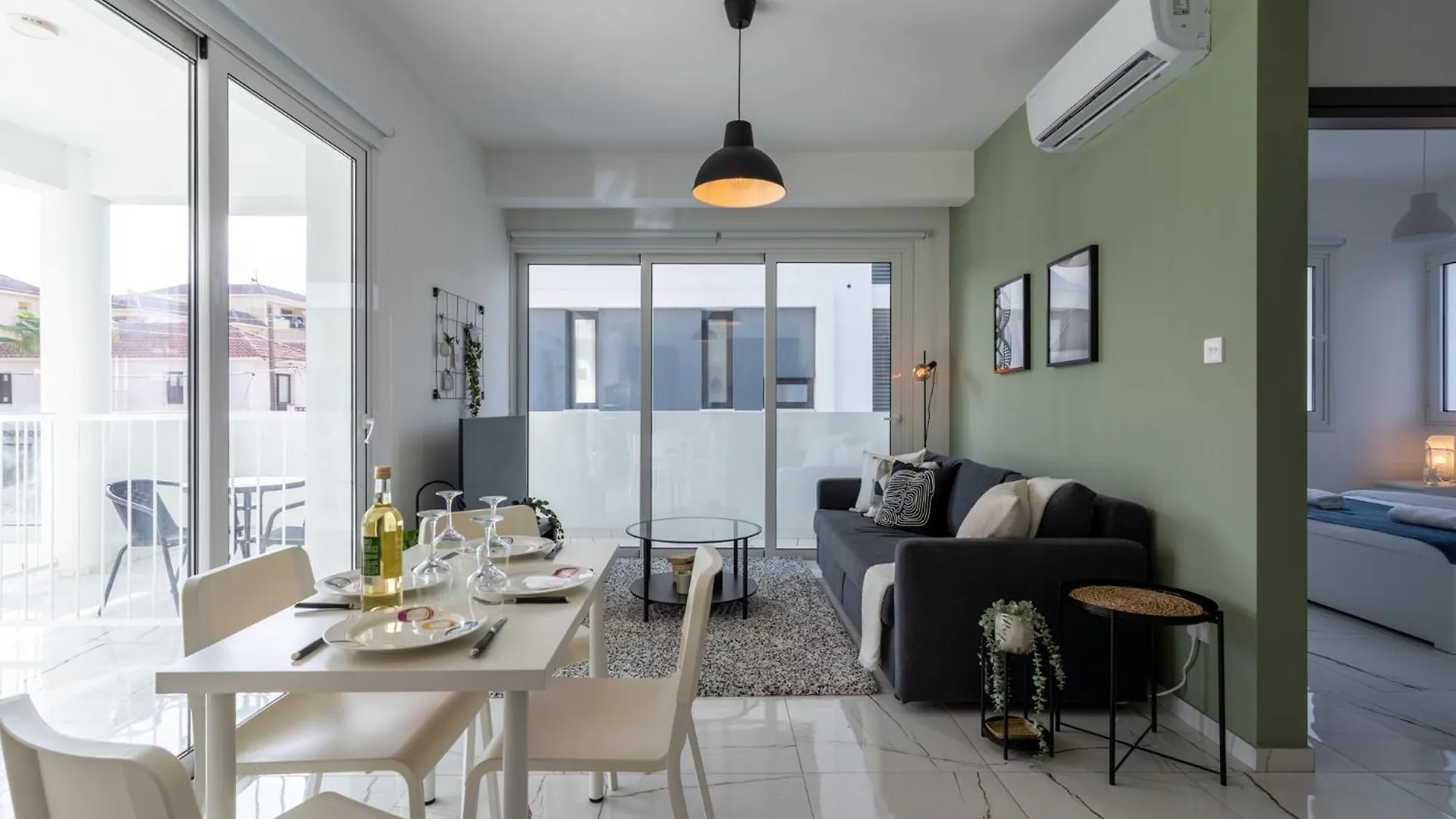 Artemis 1-Bedroom Apartment In Larnaca location