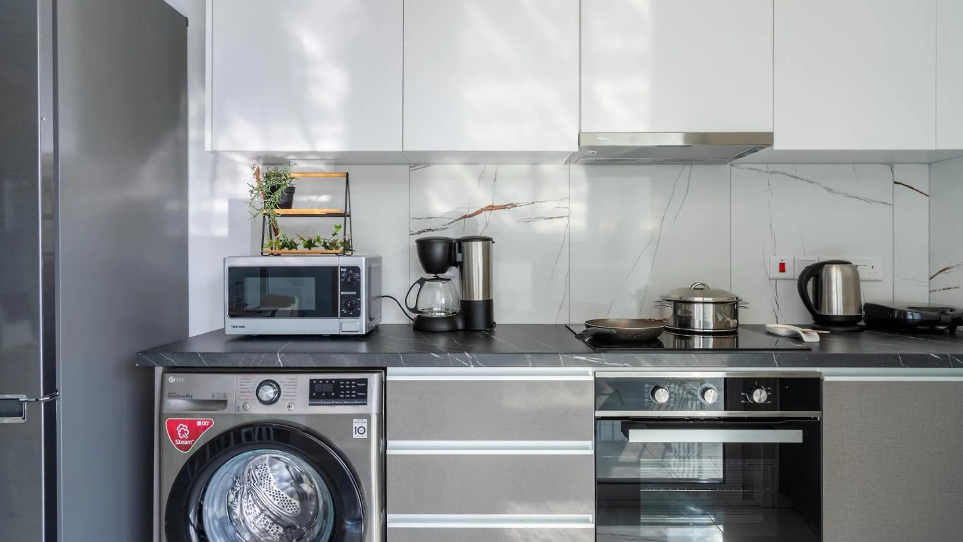 Artemis 1-Bedroom Apartment In Larnaca