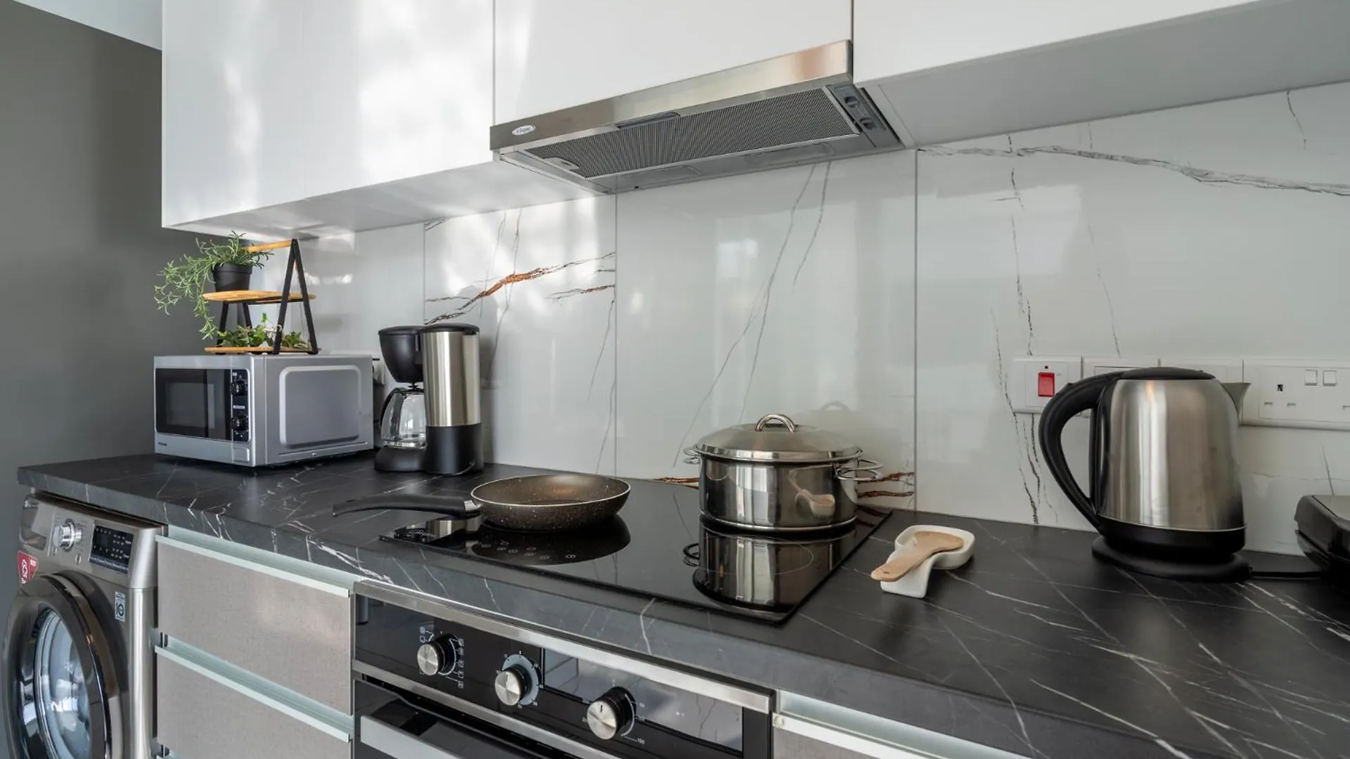 Artemis 1-Bedroom Apartment In Larnaca