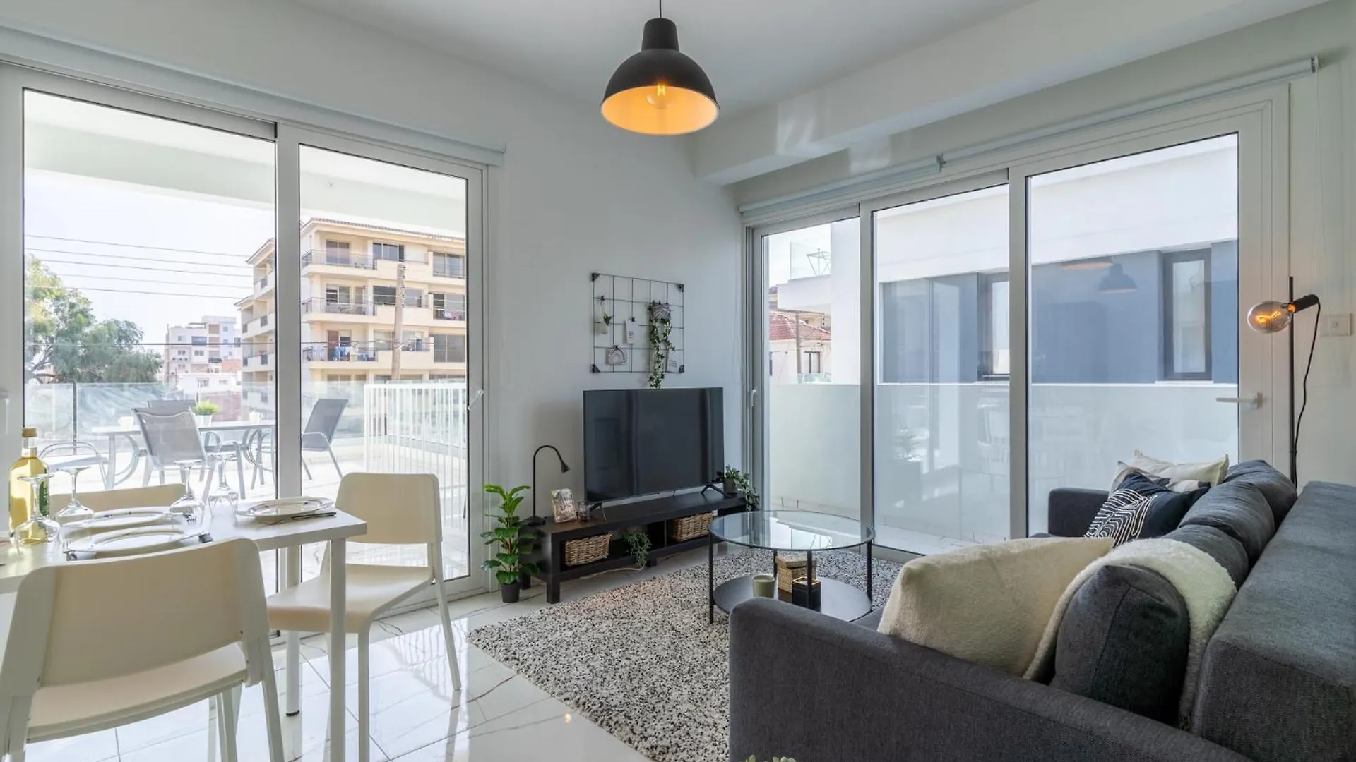 Artemis 1-Bedroom Apartment In Larnaca 0*,  Cyprus